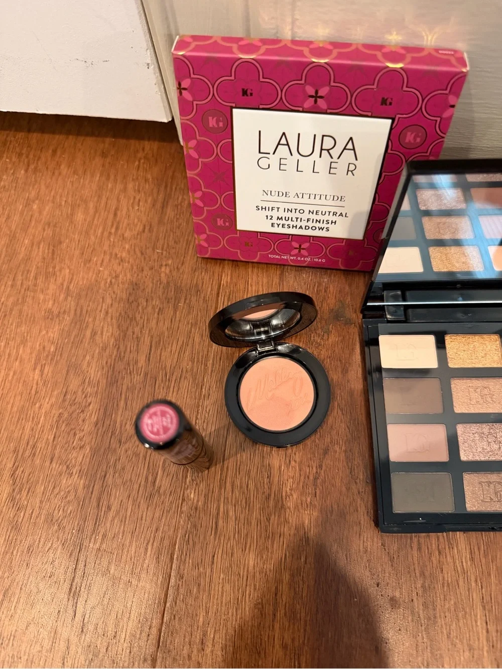 Laura Geller Neutral Eyeshadow Palette with Pink Peach Blush Duo